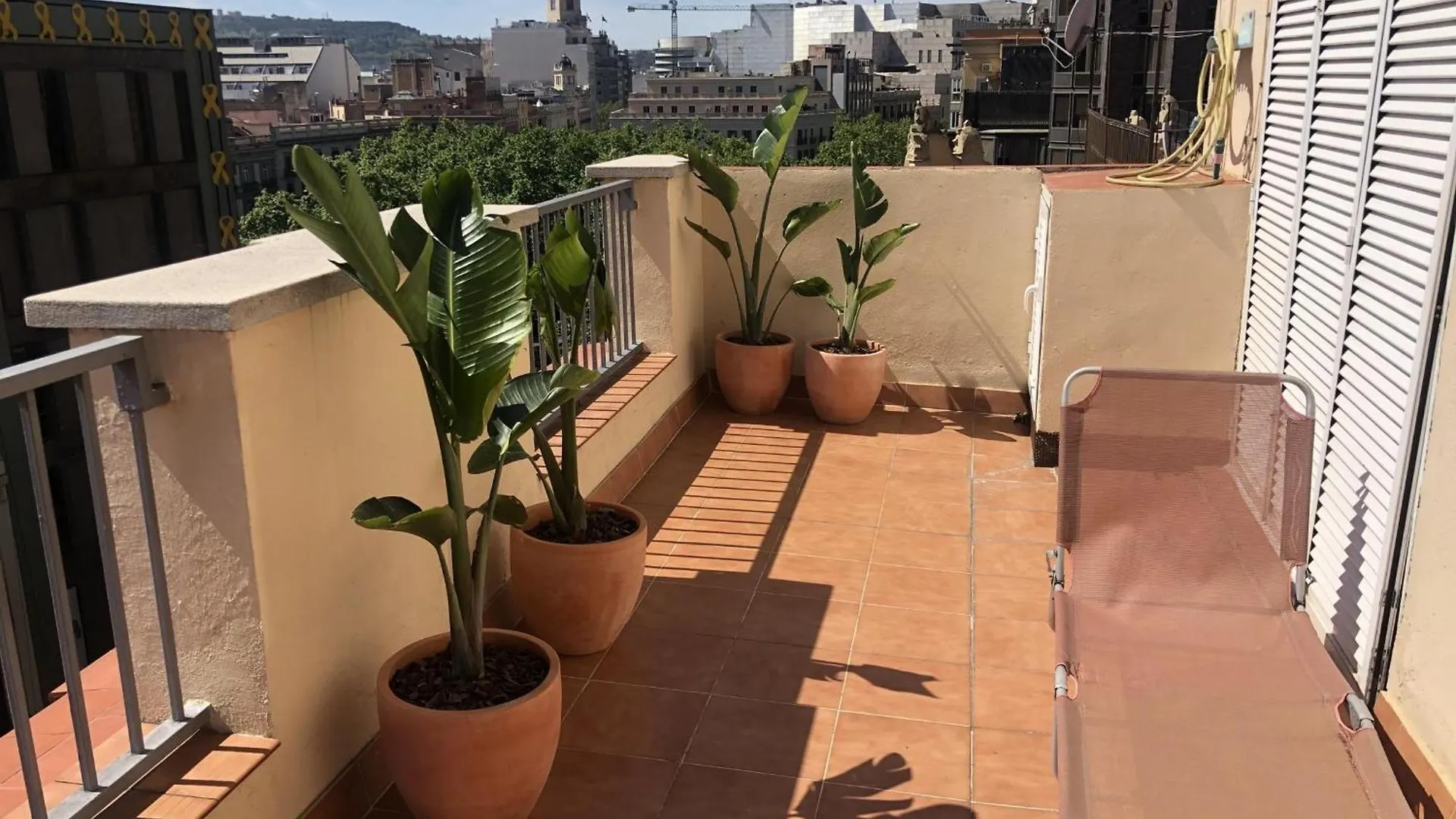 Apartamento Con Terraza Privada Y Wifi En El Corazon De Barcelona - Es-341-5 Spain
